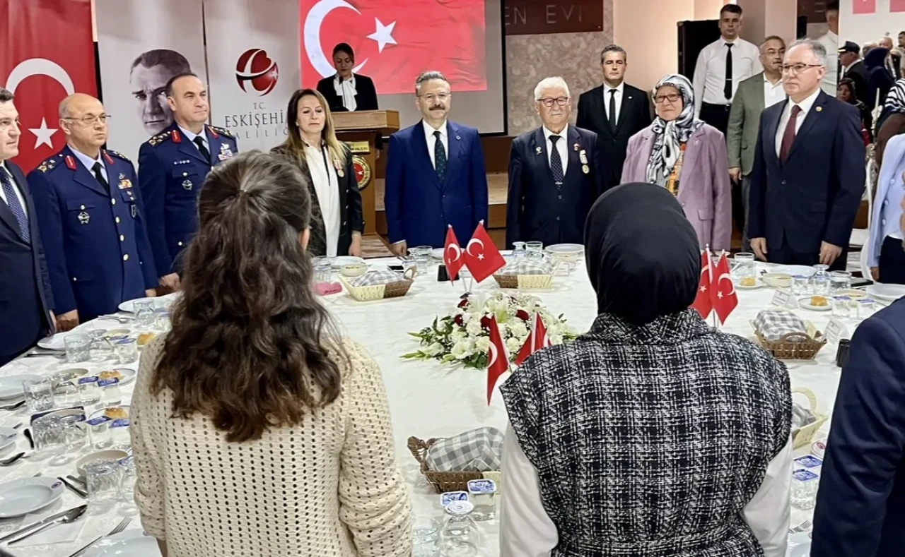 Eskişehir’de Gaziler Günü Yemeği Düzenlendi