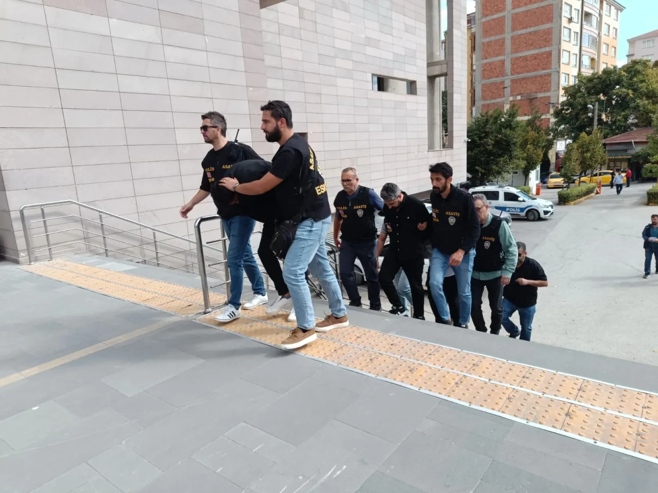 Eskişehir Merkezli Dev Dolandırıcılık Operasyonu