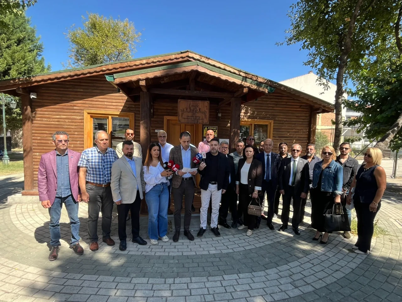 Anahtar Parti: Emek, 71 Evler ve 75. Yıl yeni ilçe olmalı