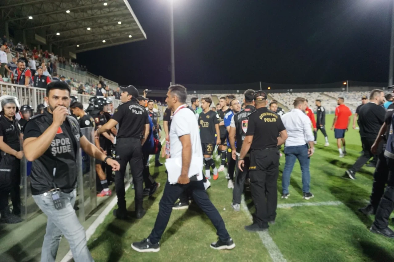 Eskişehirspor ve İzmir Çoruhlu PFDK’ya Sevk Edildi
