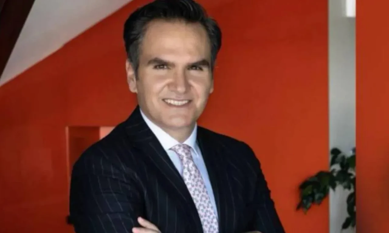 Sadettin Saran'ın listesindeki Burçin Gözlüklü ne iş yapıyor? Burçin Gözlüklü kimdir?