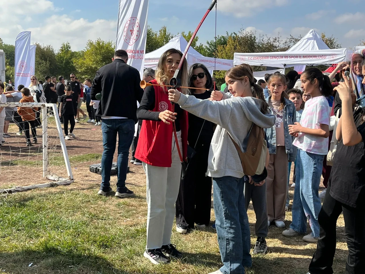 Zumba’dan Halat Çekmeye: Eskişehir’de Spor Dolu Şenlik