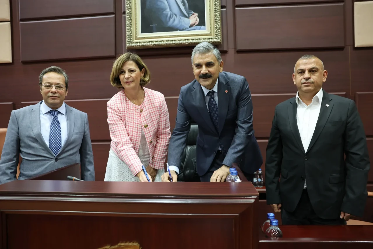 Eskişehir Büyükşehir Belediyesi’nde Toplu İş Sözleşmesi Sevinci
