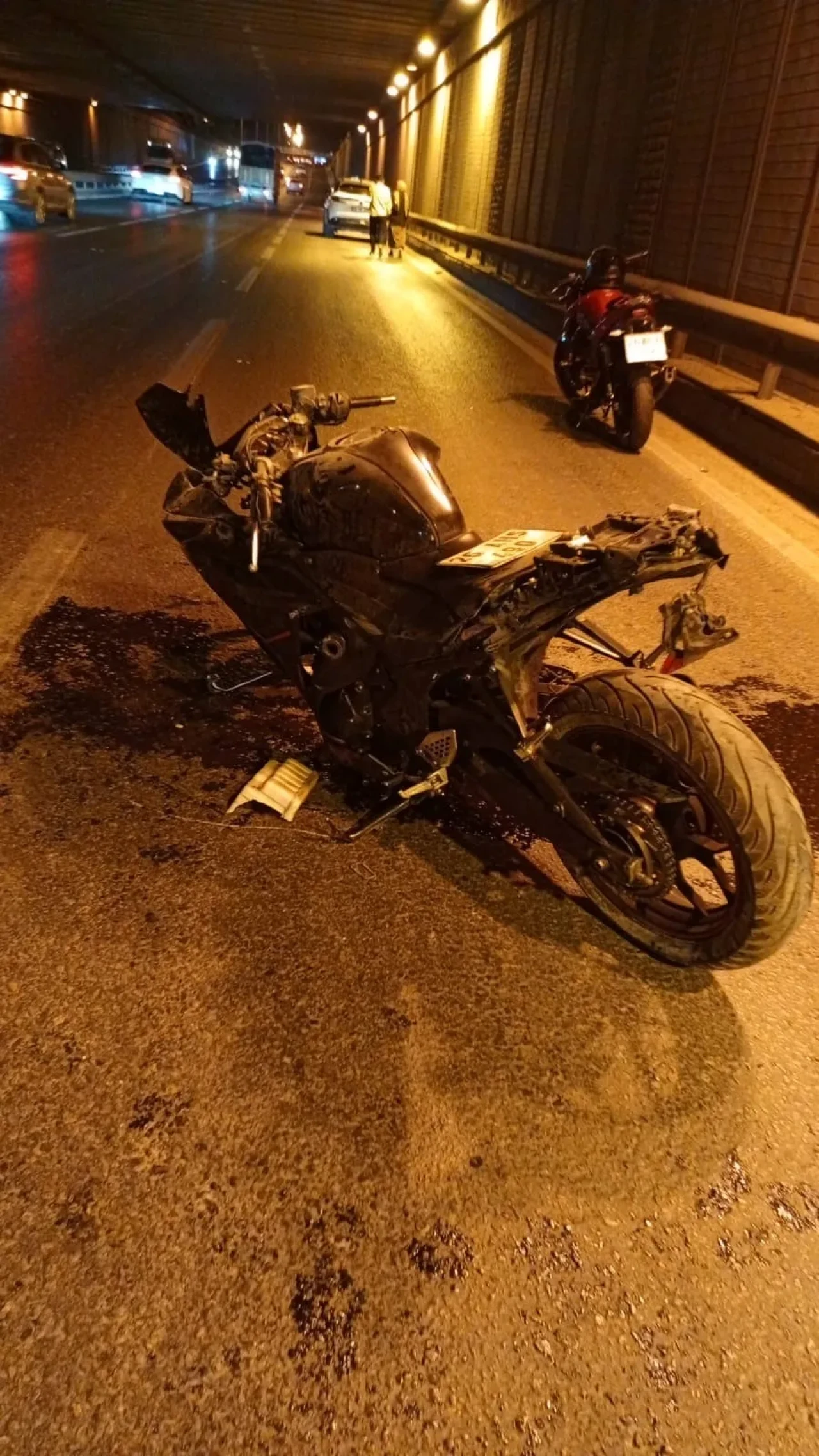 Eskişehir’de Motosiklet ile Otomobil Çarpıştı
