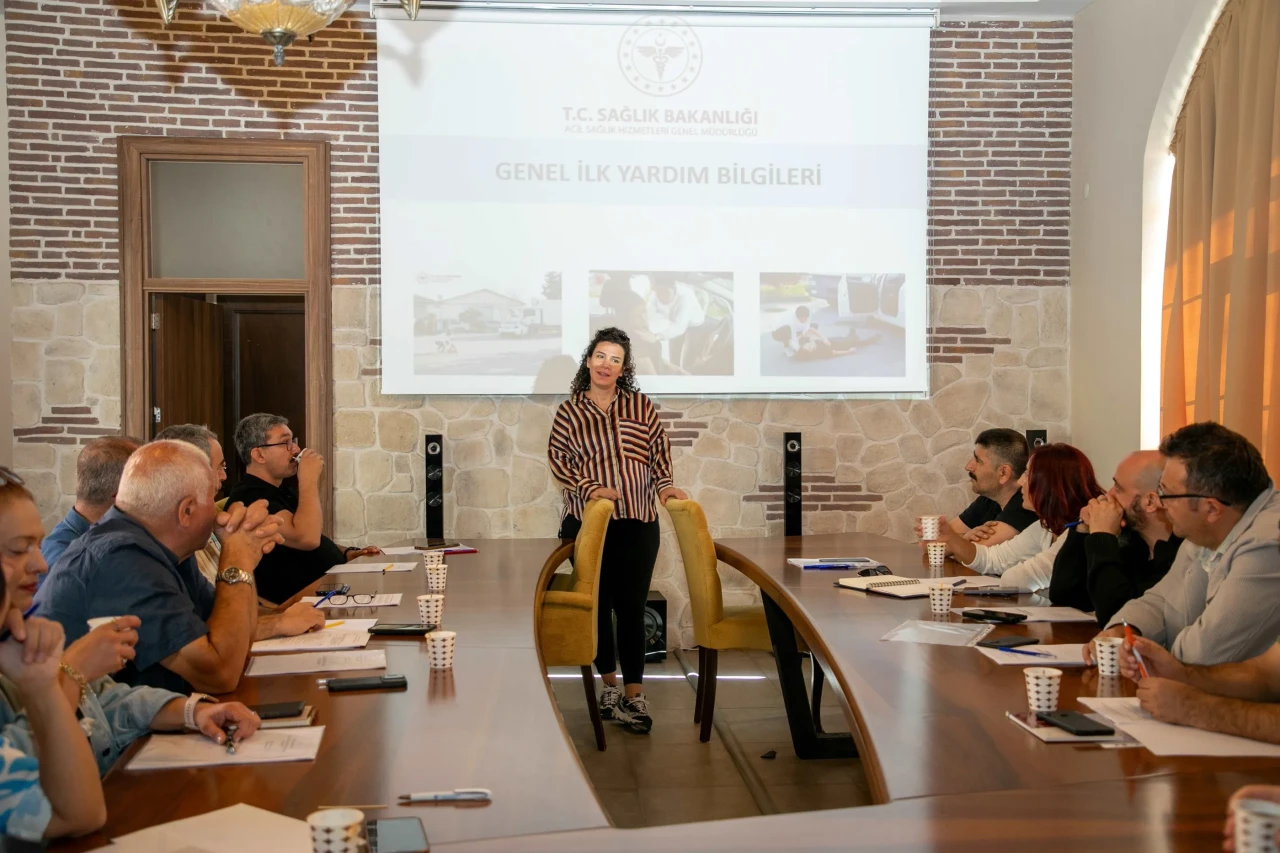 Eskişehir İl Tarım Personeli İlk Yardım Konusunda Sertifikalanıyor