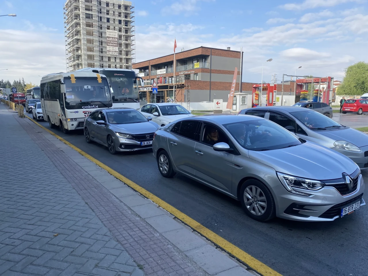Eskişehir’de Okulun İlk Gününde Trafik Yoğunluğu