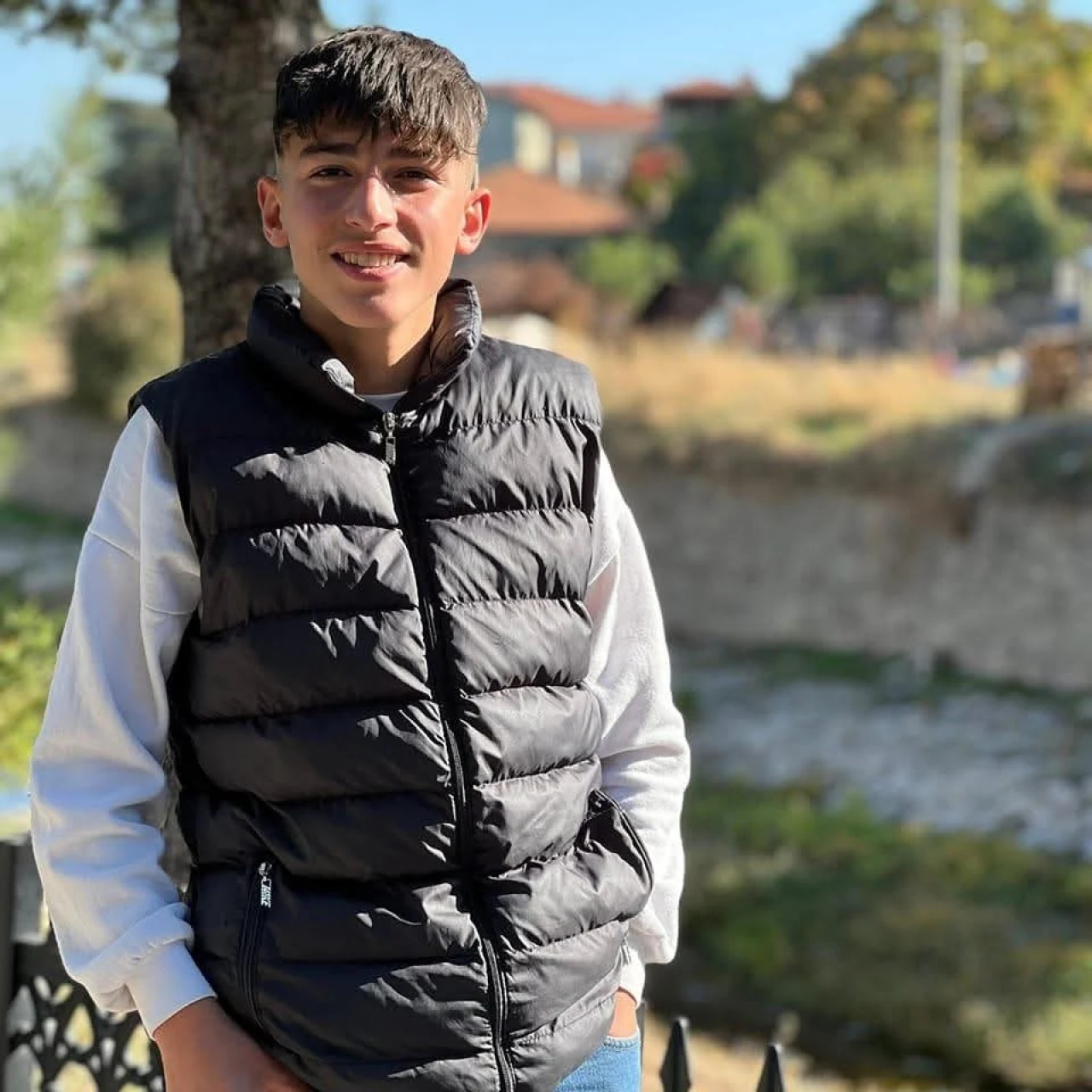 Afyonkarahisar’da Baba Dehşeti: 16 Yaşındaki Oğlu Hayatını Kaybetti