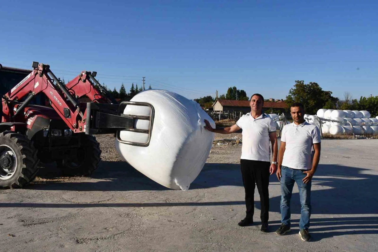 Beylikova’da Silaj ve Küspede Paketleme Sezonu Başladı