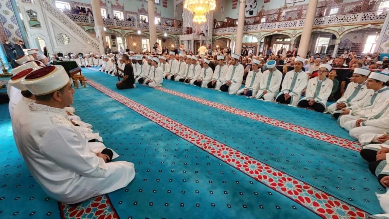 Eskişehir’de ’Hafızlık İcazet Merasimi’ yoğun katılımla gerçekleştirildi