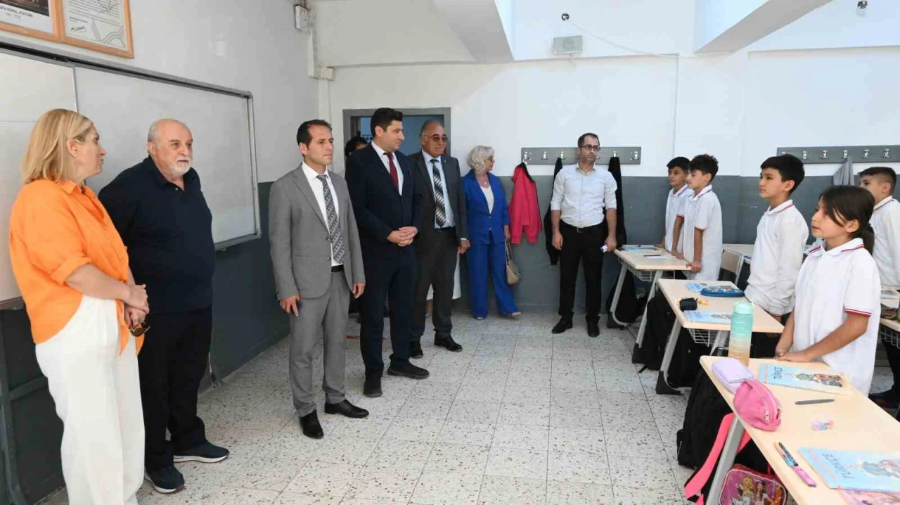 Hayırsever iş insanı, Ali Fuat Cebesoy Ortaokulu'nun İhtiyaçlarını Karşıladı, İşte Bağış Listesi!