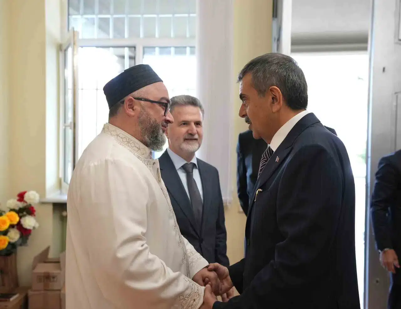 Bakan Tekin'den Tiflis'te diplomatik ve dini temaslar: Gürcistan Müslümanları İdaresi'ne ziyaret