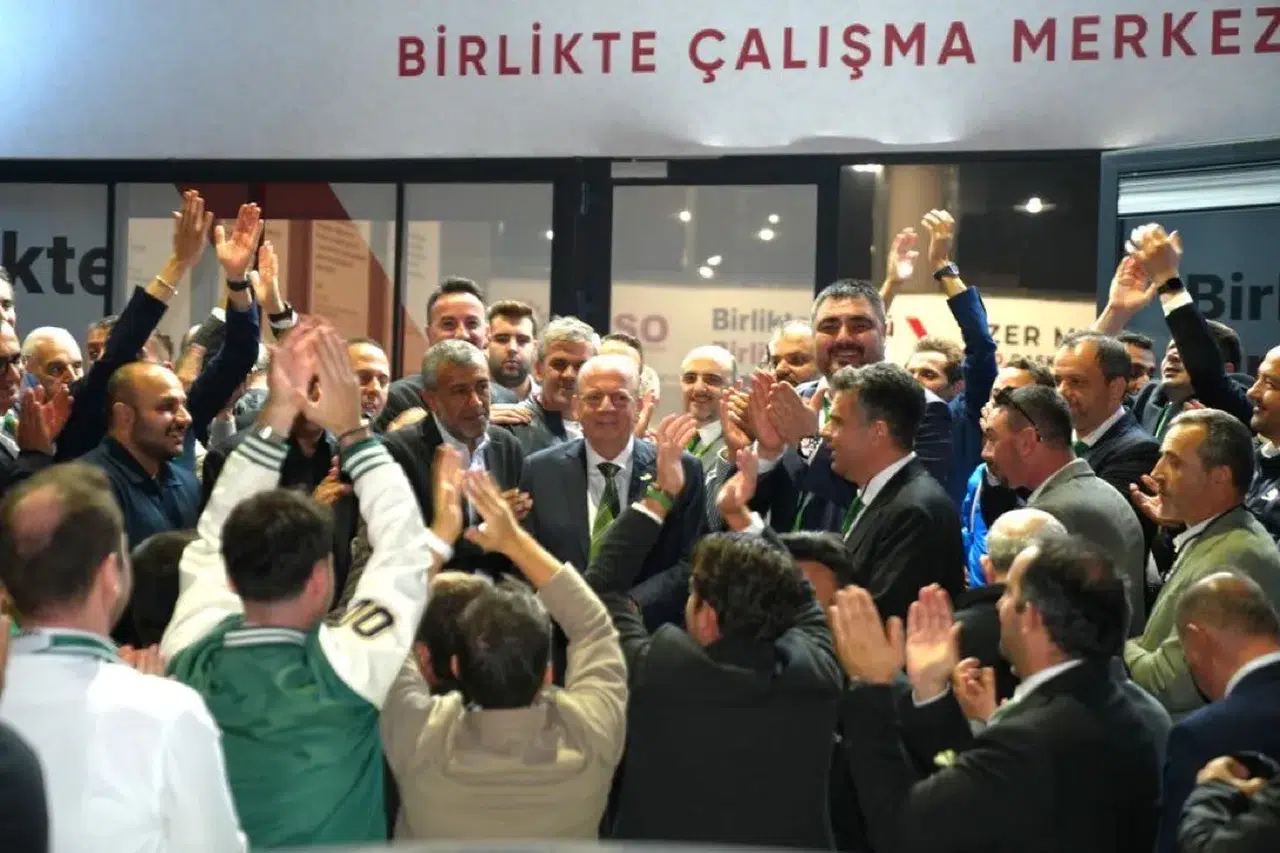 BTSO seçimlerinde değişim rüzgarı: Yeşil liste sandıktan zaferle çıktı