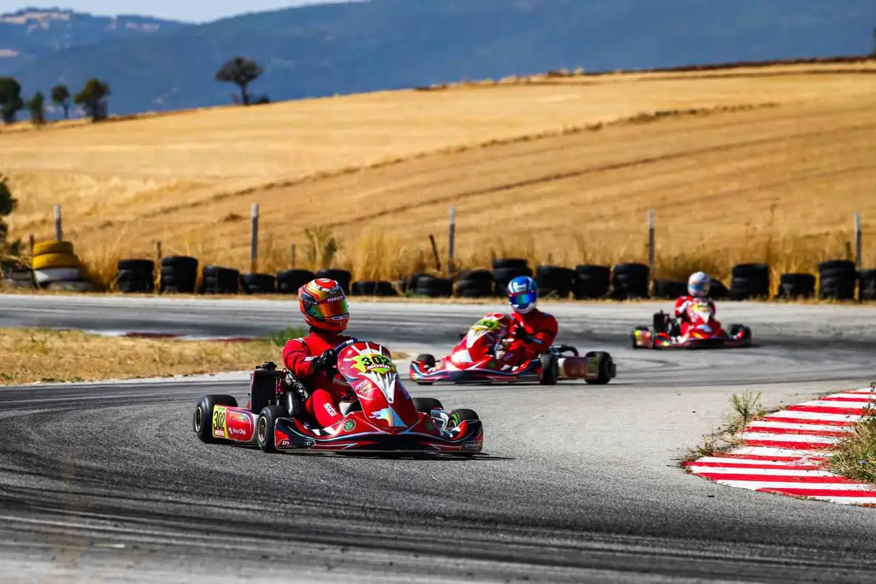 Dynamic Racing Team Uşak'ta fırtına gibi esti: Dört kategoride yedi podyum