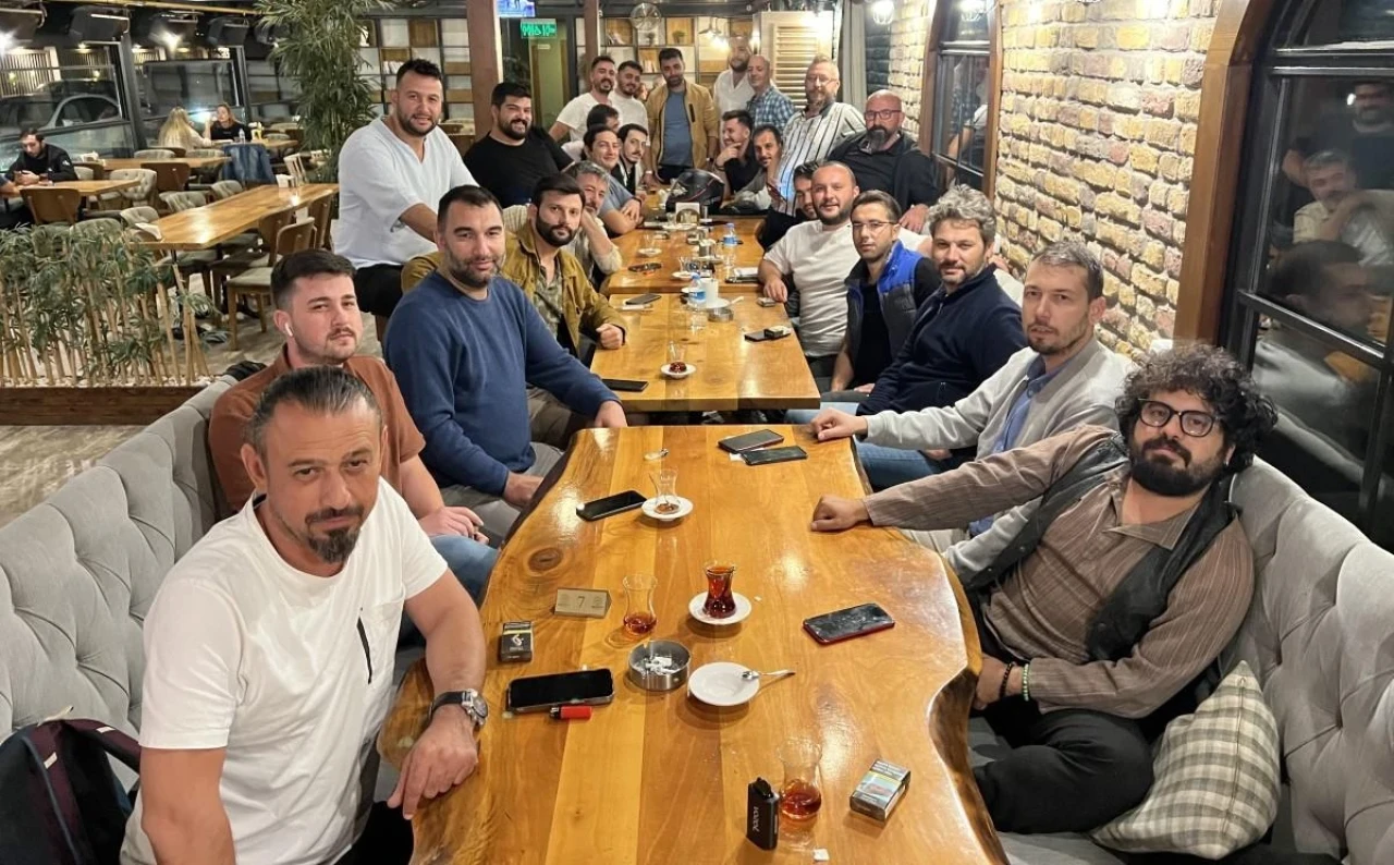 Eskişehir&#8217;de Fotoğrafçılardan Taban Fiyat Toplantısı