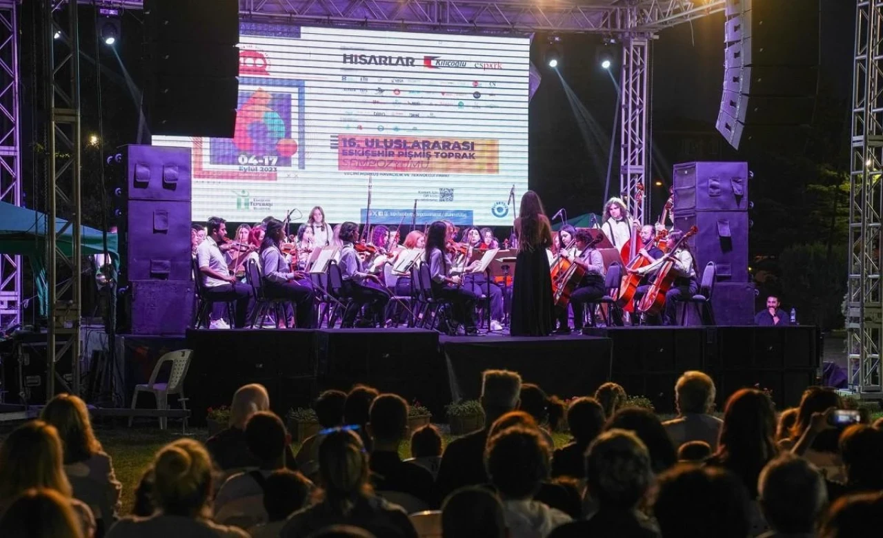 Eskişehir&#8217;de Çocuk Orkestrasından Muhteşem Konser!