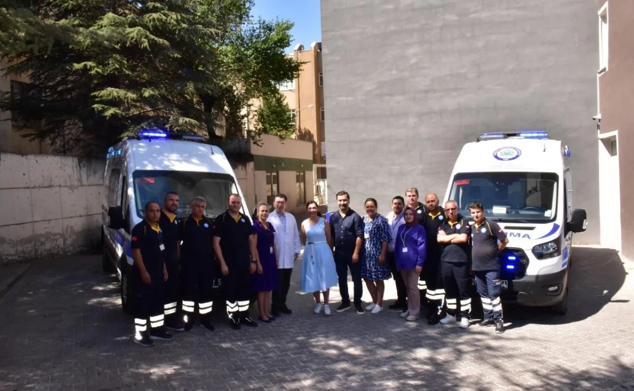 Eskişehir Osmangazi Üniversitesi&#8217;ne 2 Yeni Ambulans