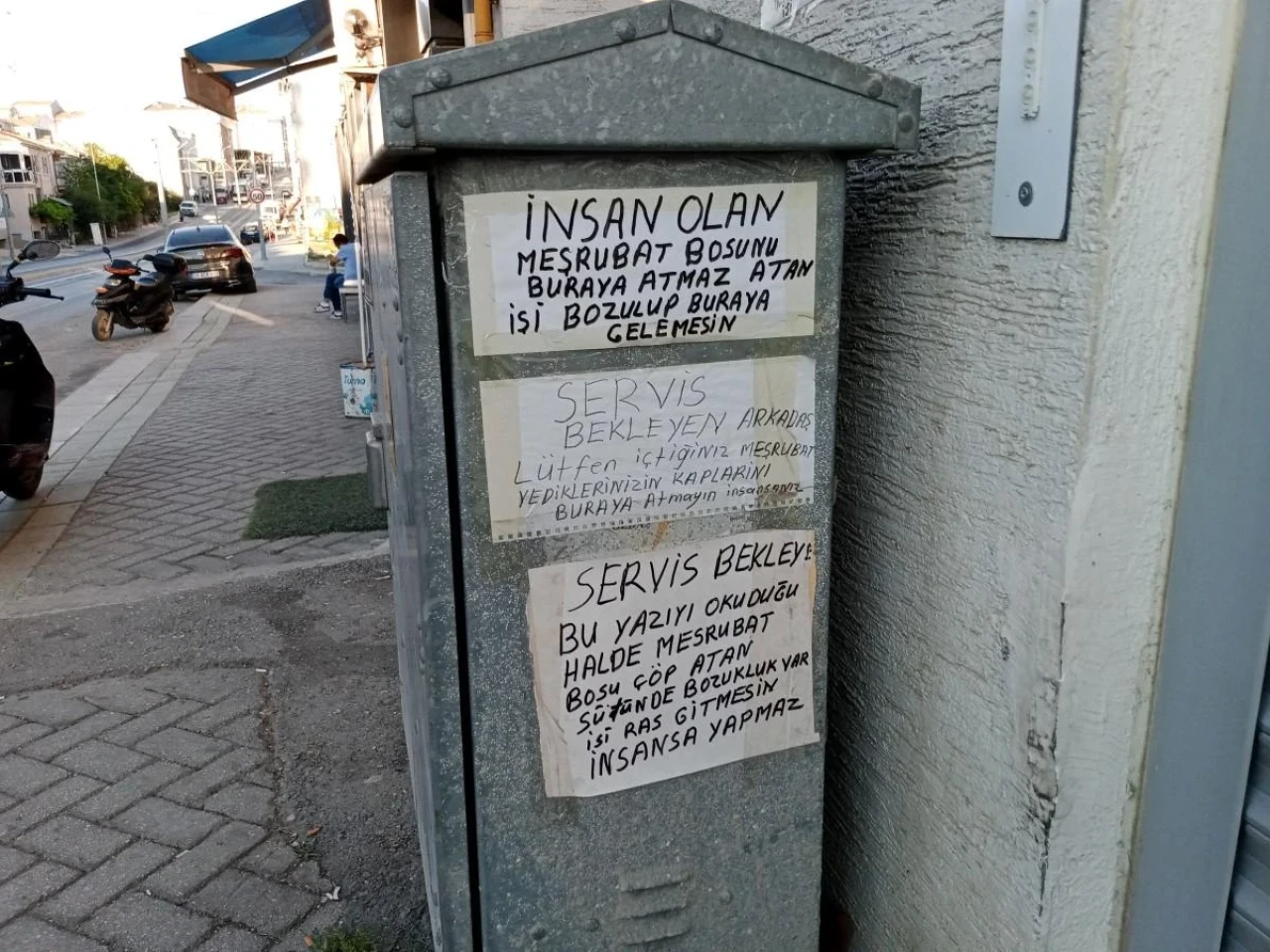 Eskişehir’de Beddualı Tepki Notu!