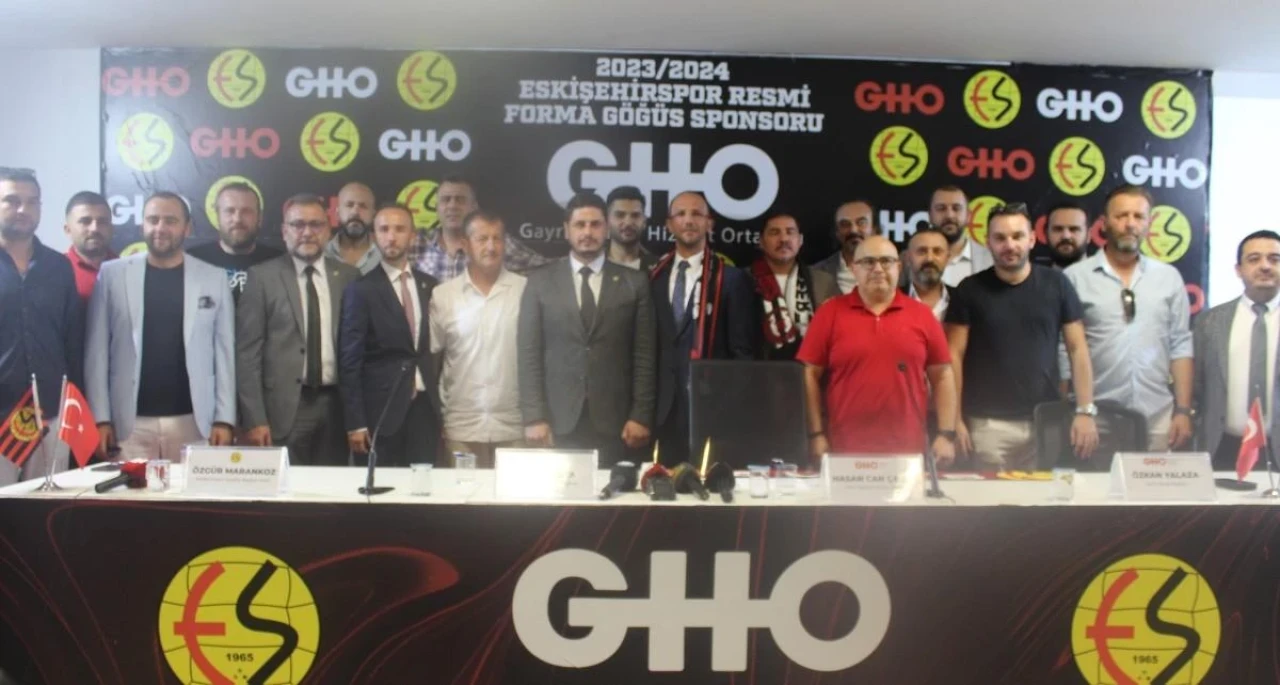 Eskişehirspor Yeni Forma Göğüs Sponsorunu Duyurdu