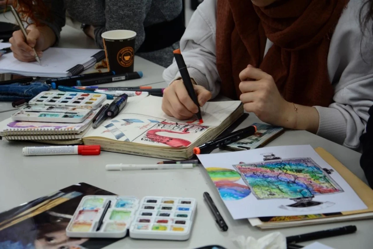 Eskişehir Anadolu Üniversitesi&#8217;nde GSF ile Sanat Dünyası