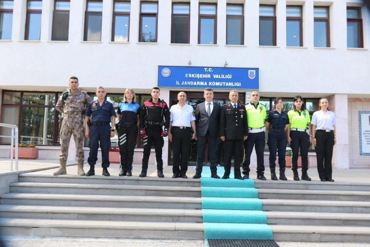 Eskişehir İl Emniyet Müdürü Ağırlar’dan Jandarma’ya Ziyaret