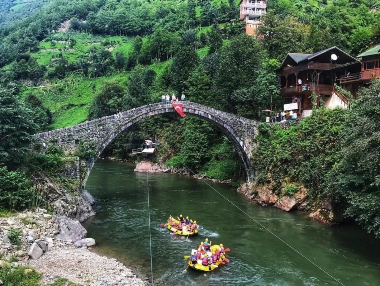 Eskişehir&#8217;de Turizmci, Tatil Dolandırıcılarına Karşı Uyardı!