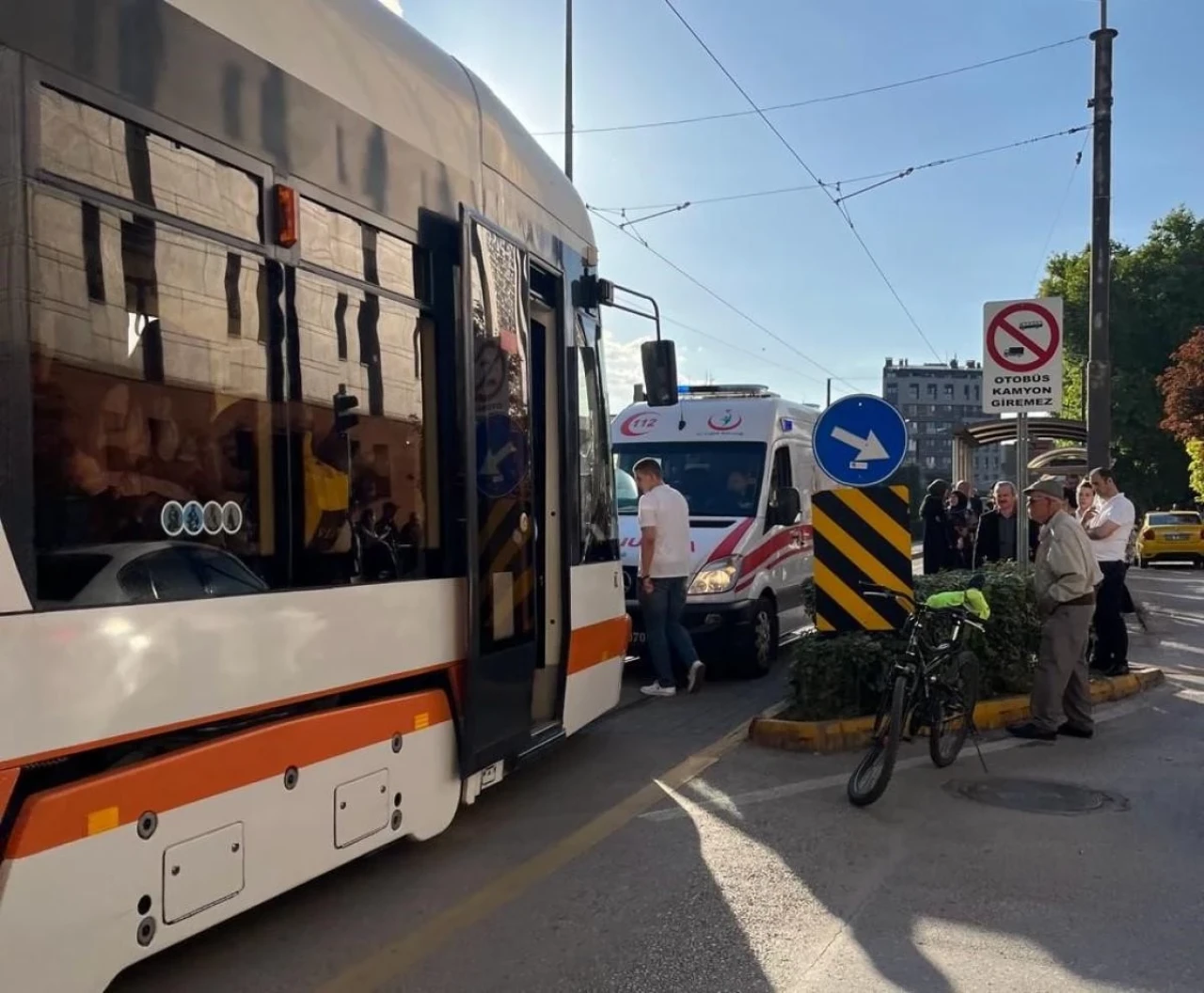 Eskişehir&#8217;de Yine Tramvay Kazası Oldu!