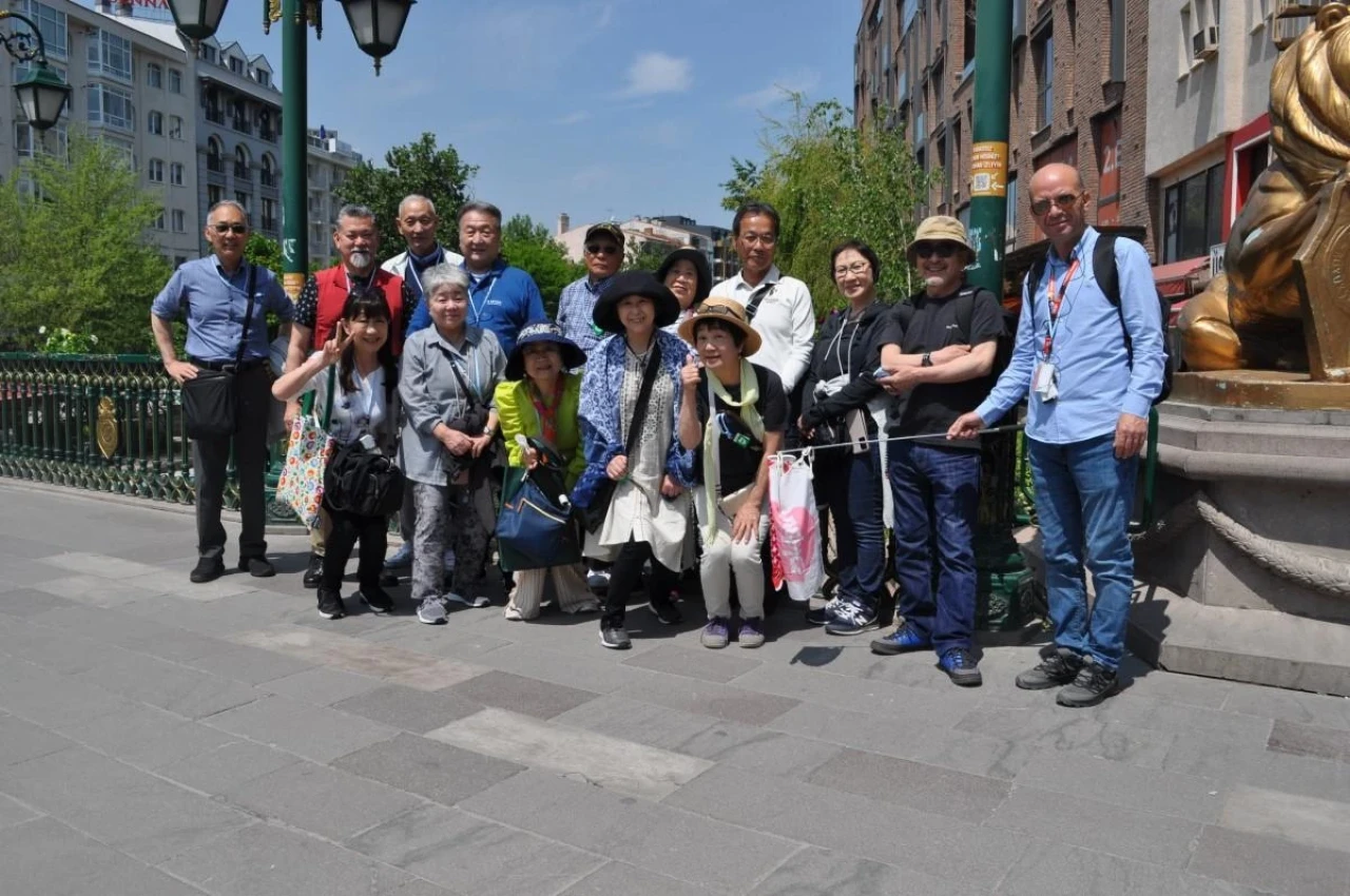 Japon Turistler Eskişehir’i Çok Beğendiler