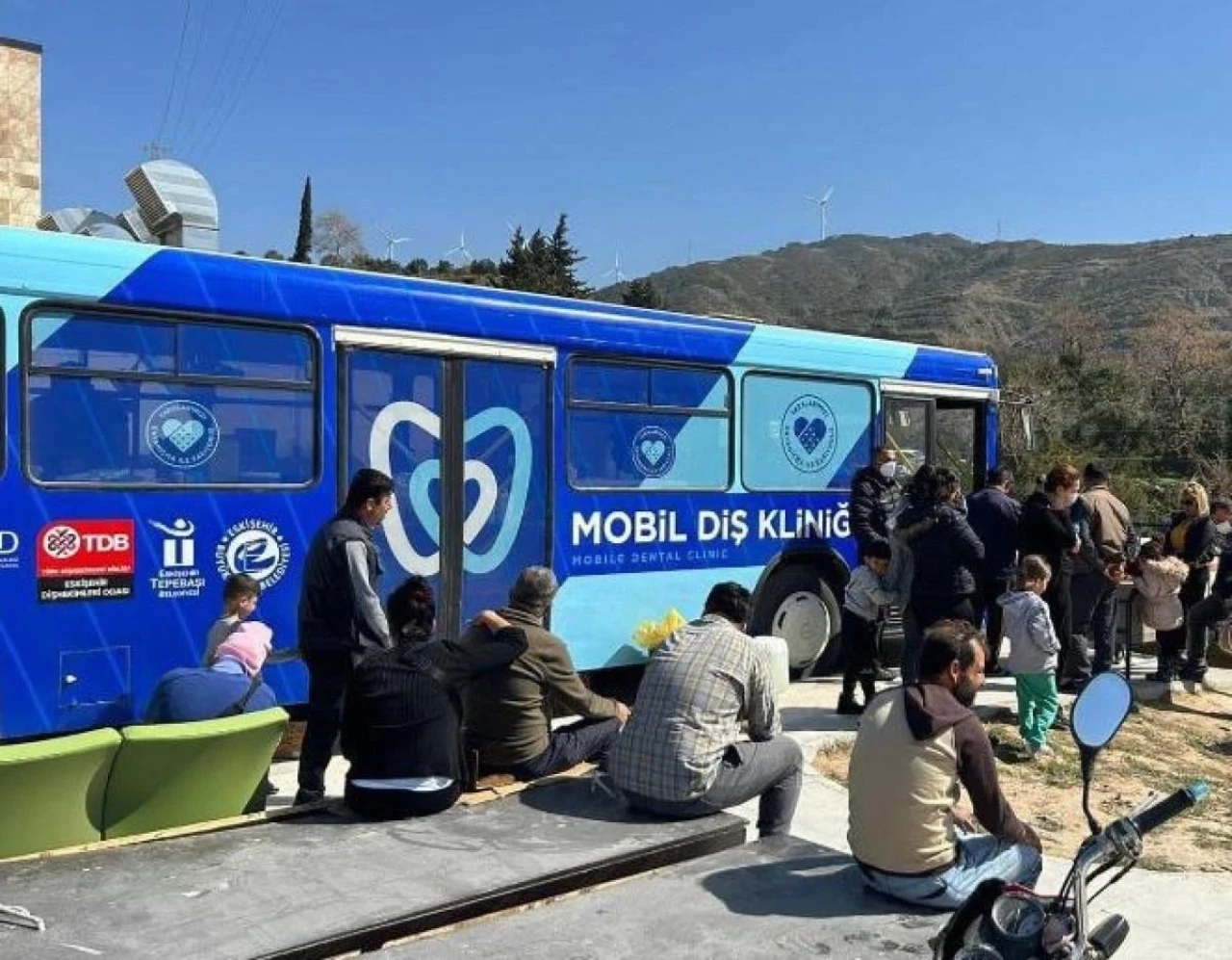 Eskişehir&#8217;den Giden Mobil Diş Kliniği Hatay&#8217;da Hizmet Verdi