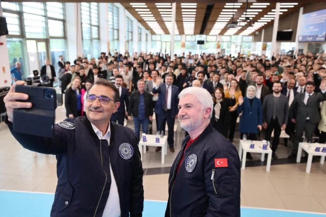 Eskişehir&#8217;de &#8220;Gençliğin Enerjisi TEI&#8217;de Buluşuyor&#8221; Programı