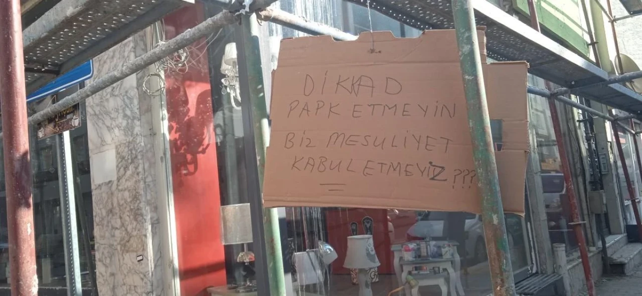 Eskişehir&#8217;de Dikkat Çeken Uyarı Yazısı