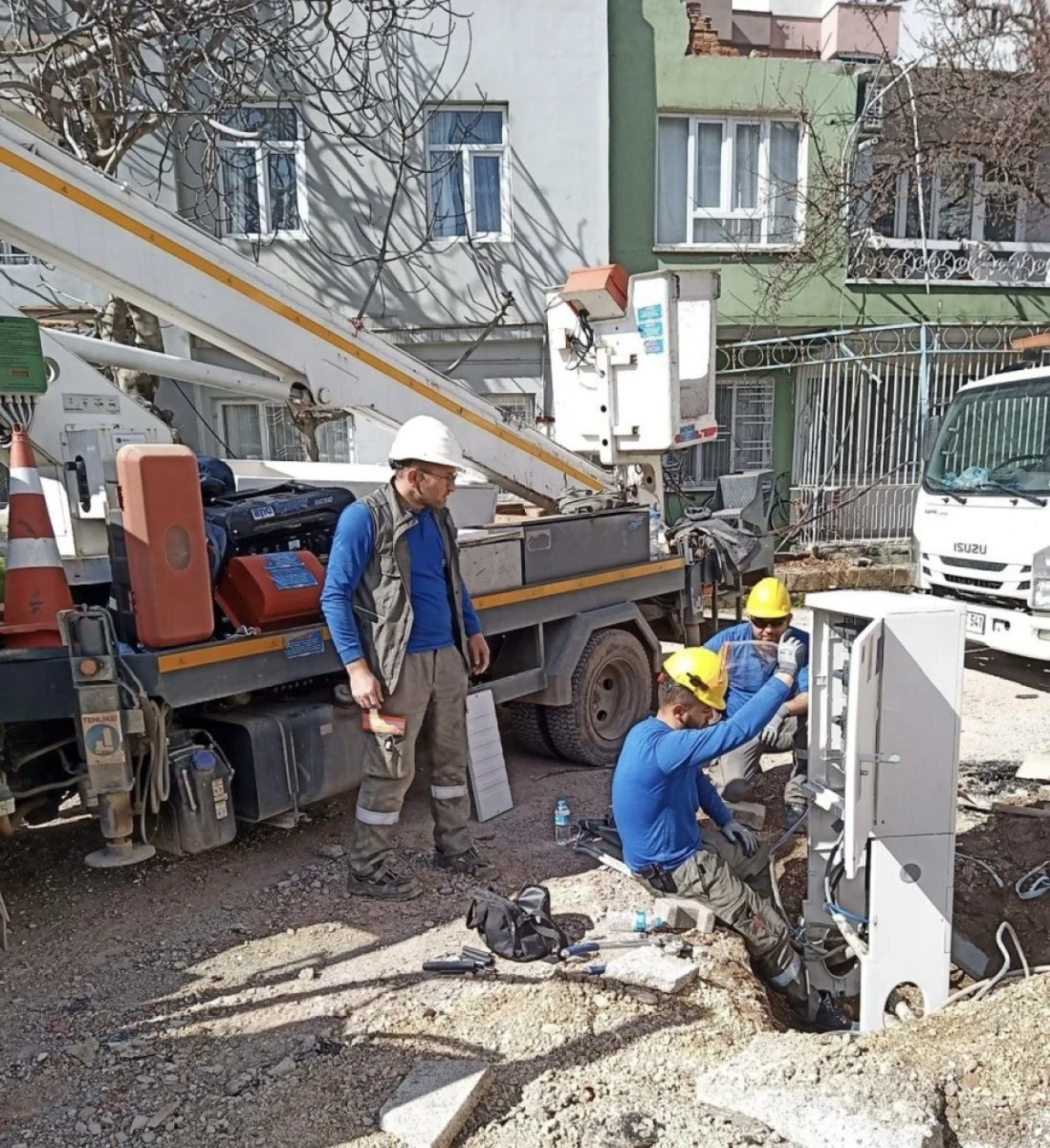 278 OEDAŞ Çalışanı Gönüllü Olarak Deprem Bölgesine Gitti