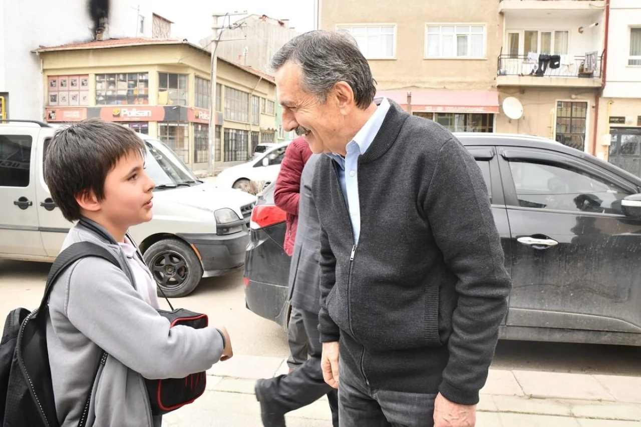 Eskişehir Tepebaşı Belediye Başkanı Ataç Esnaf Ziyaretinde