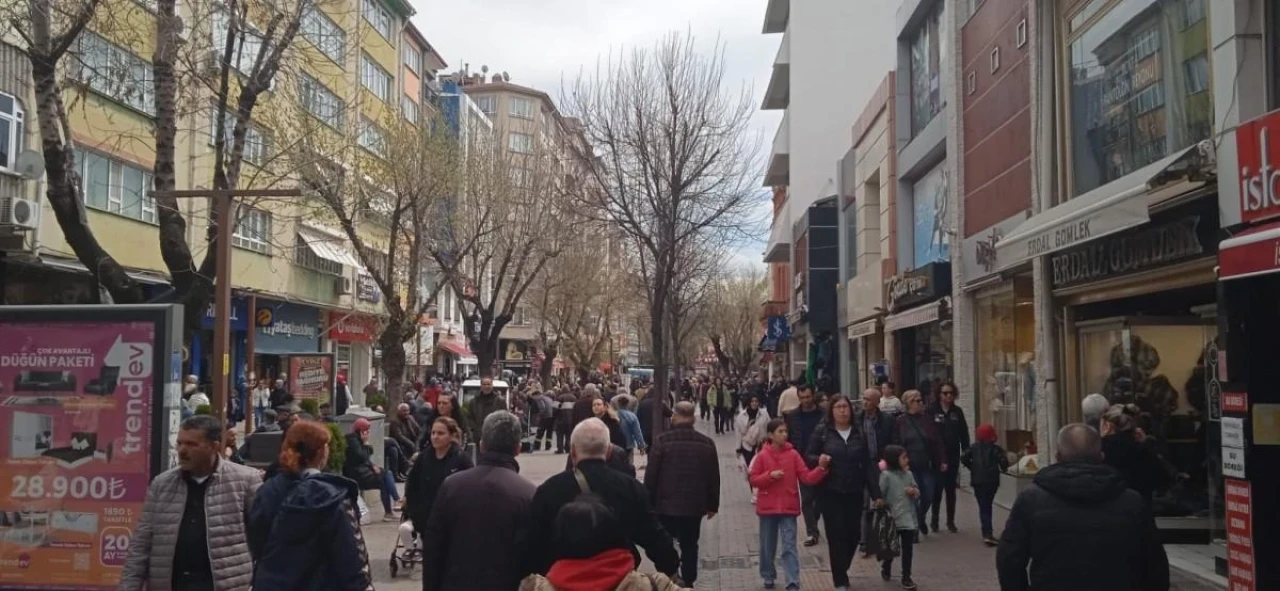 Eskişehir’de Ramazan Alışverişi Yoğunluğu Devam Ediyor