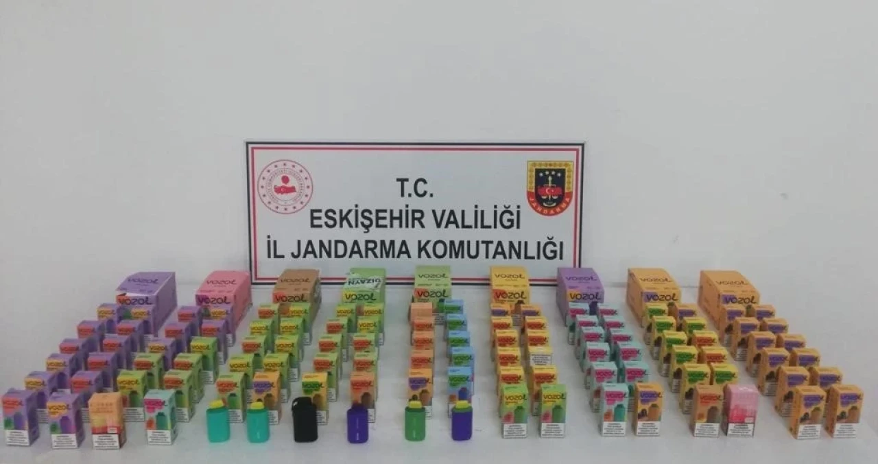 Eskişehir&#8217;de Kaçak elektronik Sigara Satıcısı Yakalandı