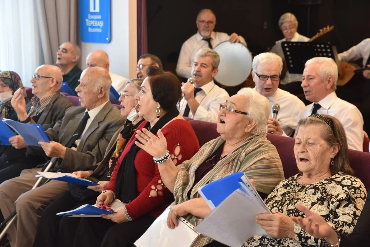 Tepebaşı Belediyesi Deneyimliler Korosu Konseri