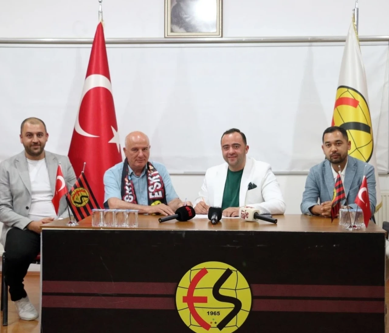 Eskişehirspor’da Yeni Dönem: Ergün Ortakçı Teknik Direktör Olarak Göreve Başladı