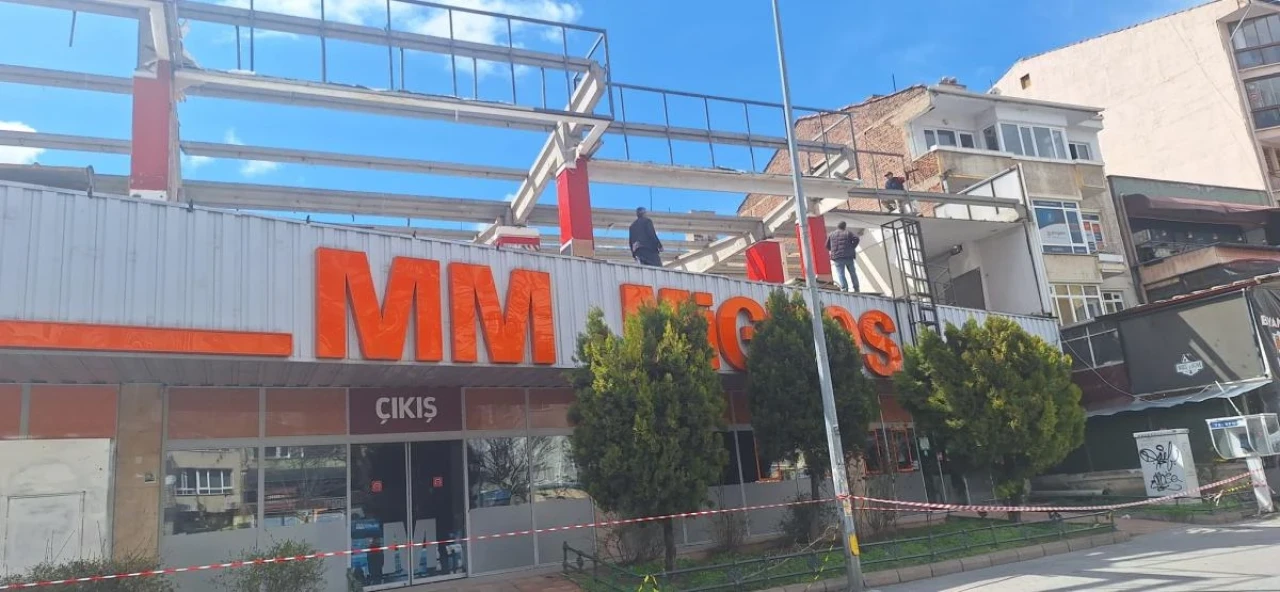 Eskişehir'de Migros'un Tahliyesi ile Yeni Bir Dönem Başlıyor: ESO Plaza İnşaatı Başladı