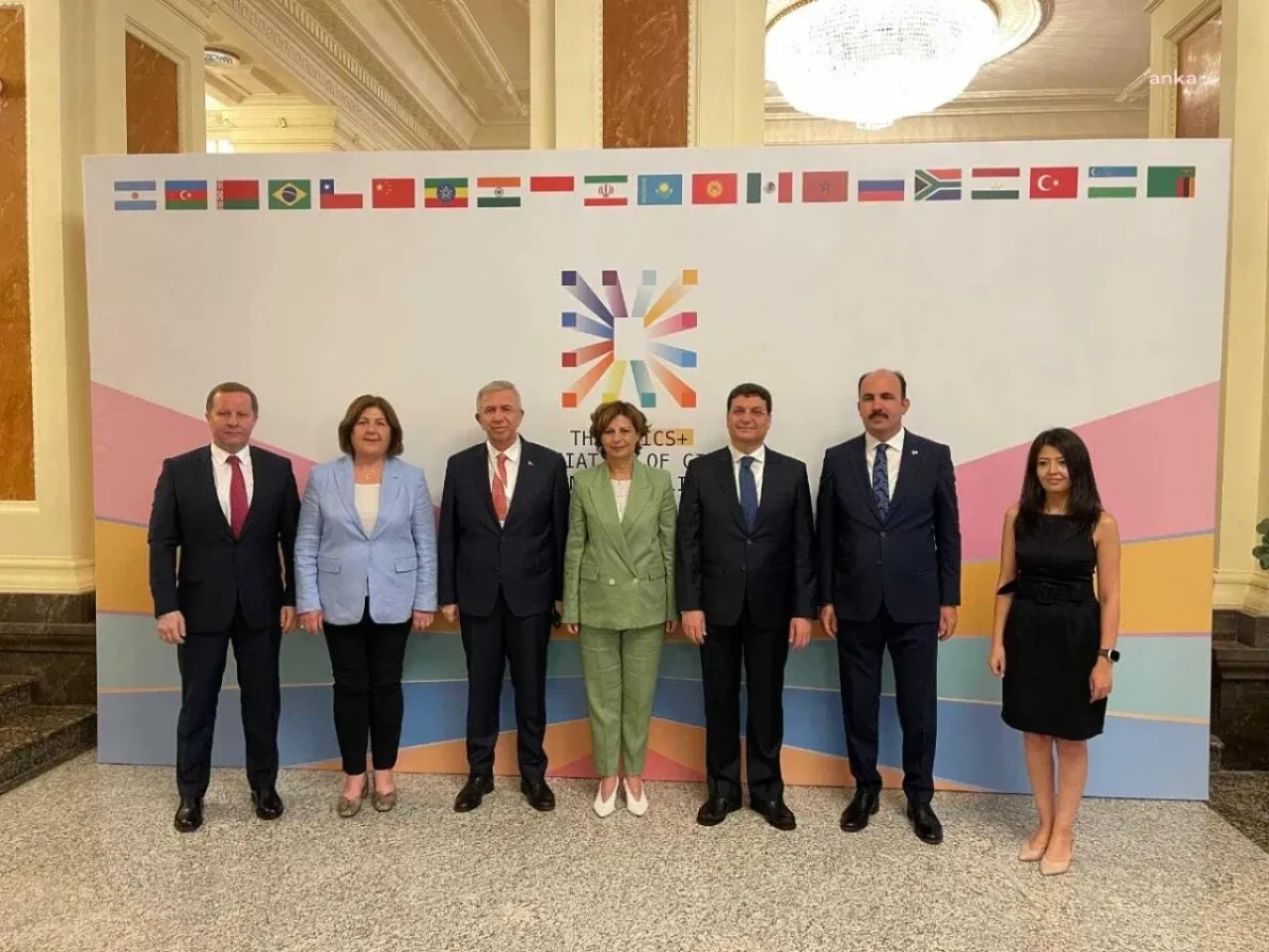 Eskişehir Büyükşehir Belediye Başkanı Ayşe Ünlüce BRICS+ Şehirler Uluslararası Forumu'na Katıldı