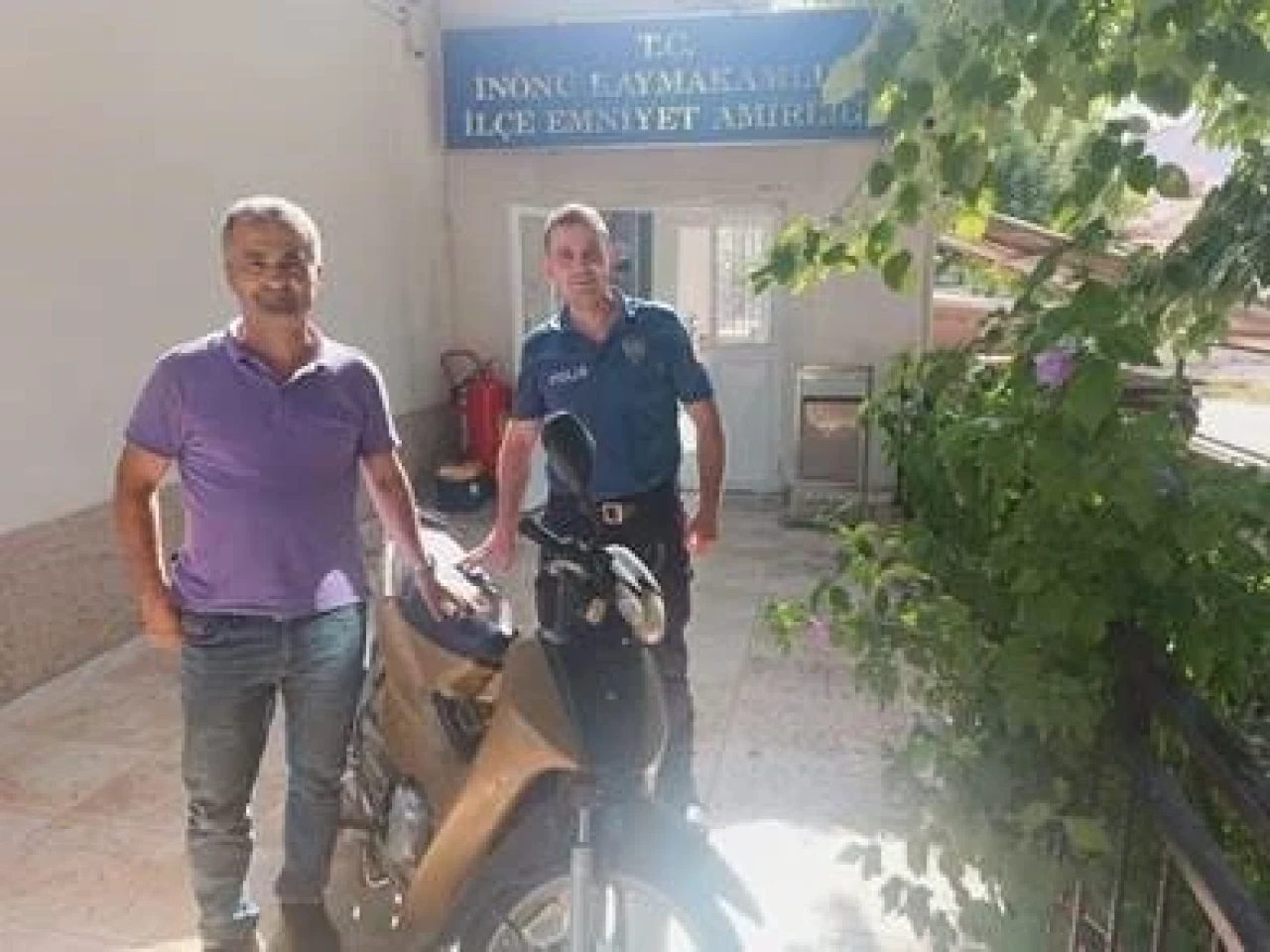 İnönü Emniyeti Çalıntı Motosikleti Sahibine Teslim Etti