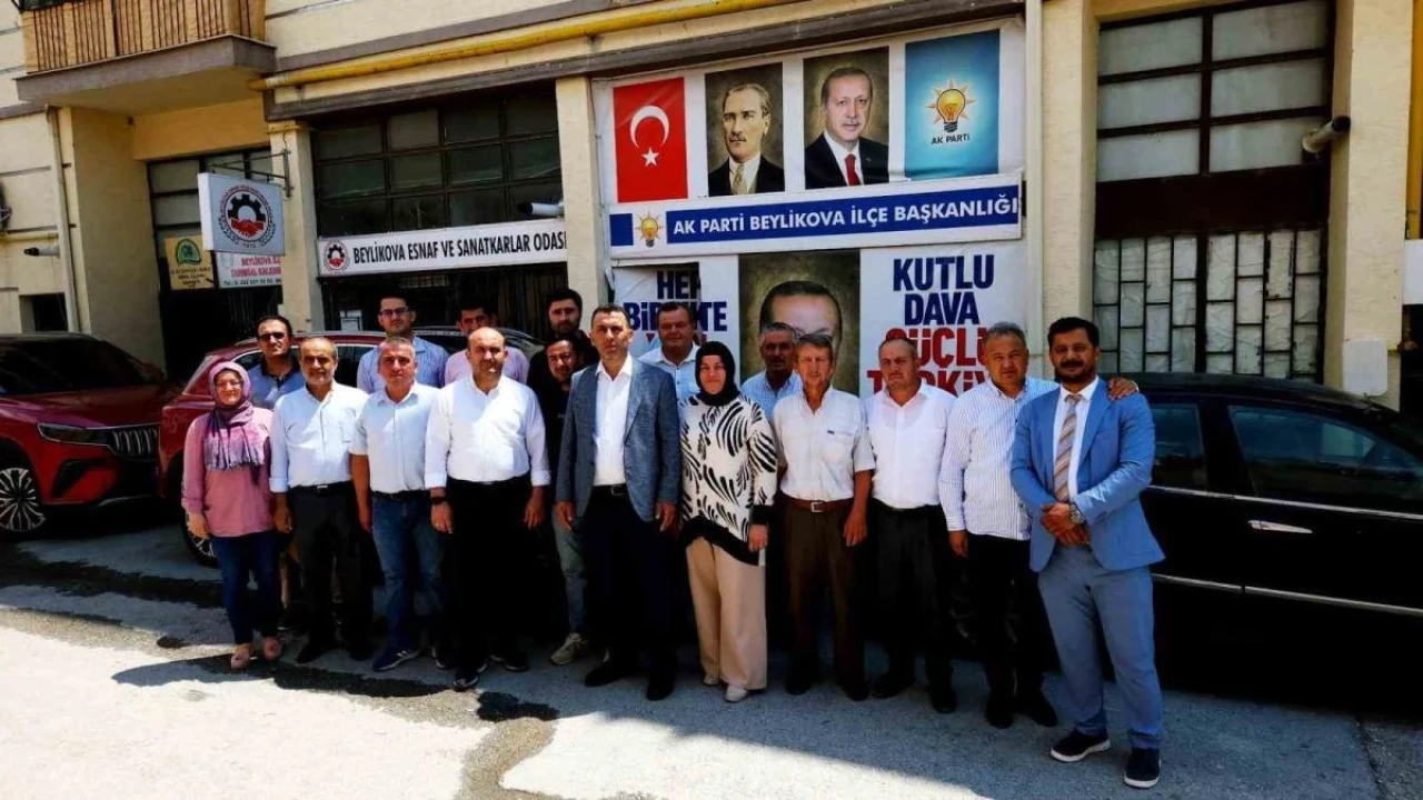 Ak Parti Eskişehir İl Başkanı Gürhan Albayrak TOKİ çalışmalarını inceledi