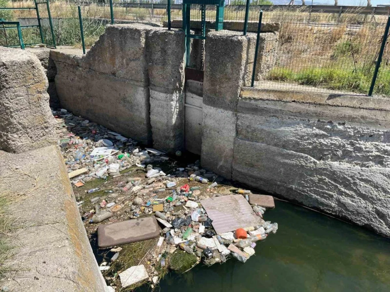 Sulama Kanalına Düşen Çocuklar Tesadüfen Kurtarıldı