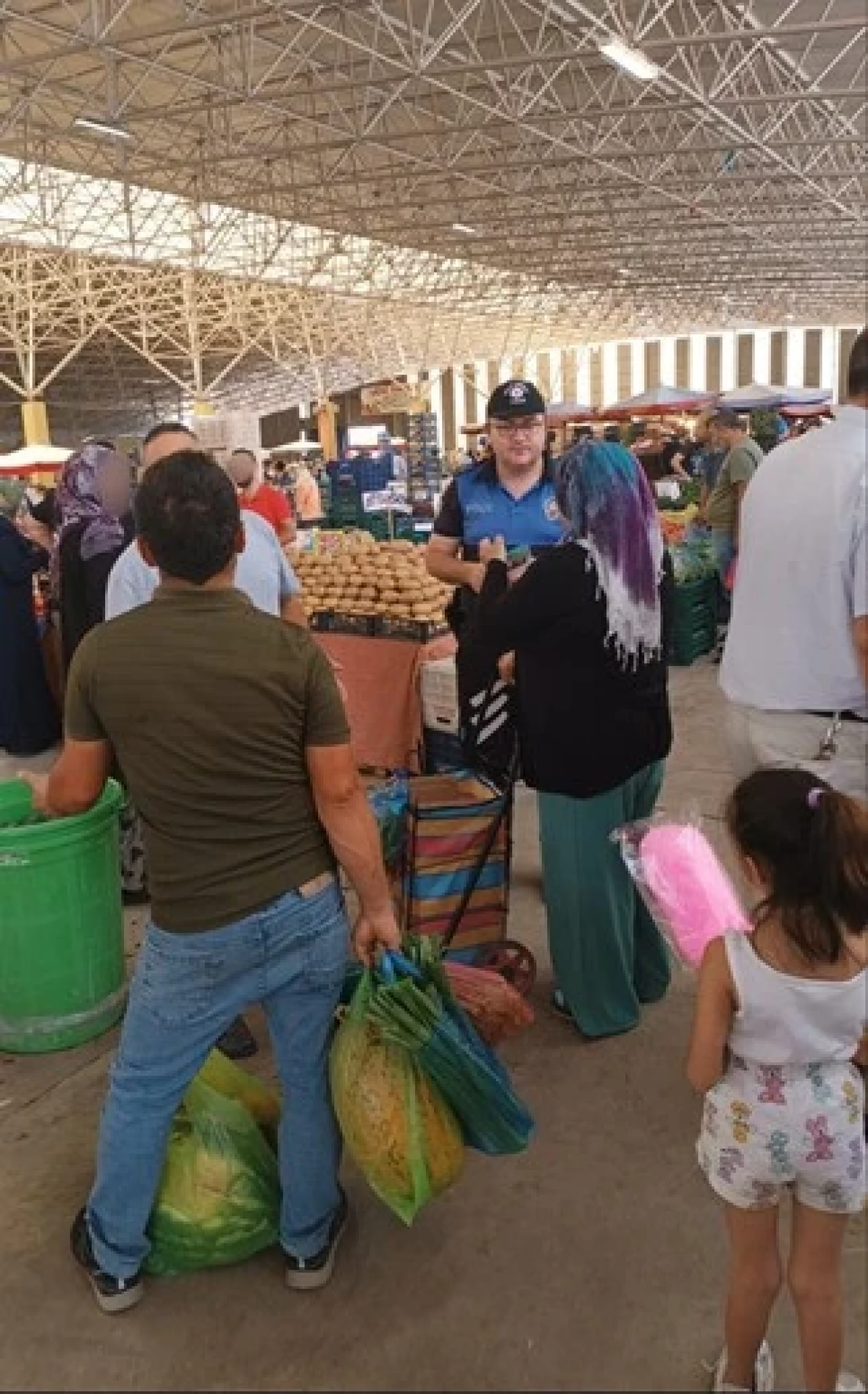 Polis Ekipleri Hırsızlık Ve Dolandırıcılığa Karşı Uyardı