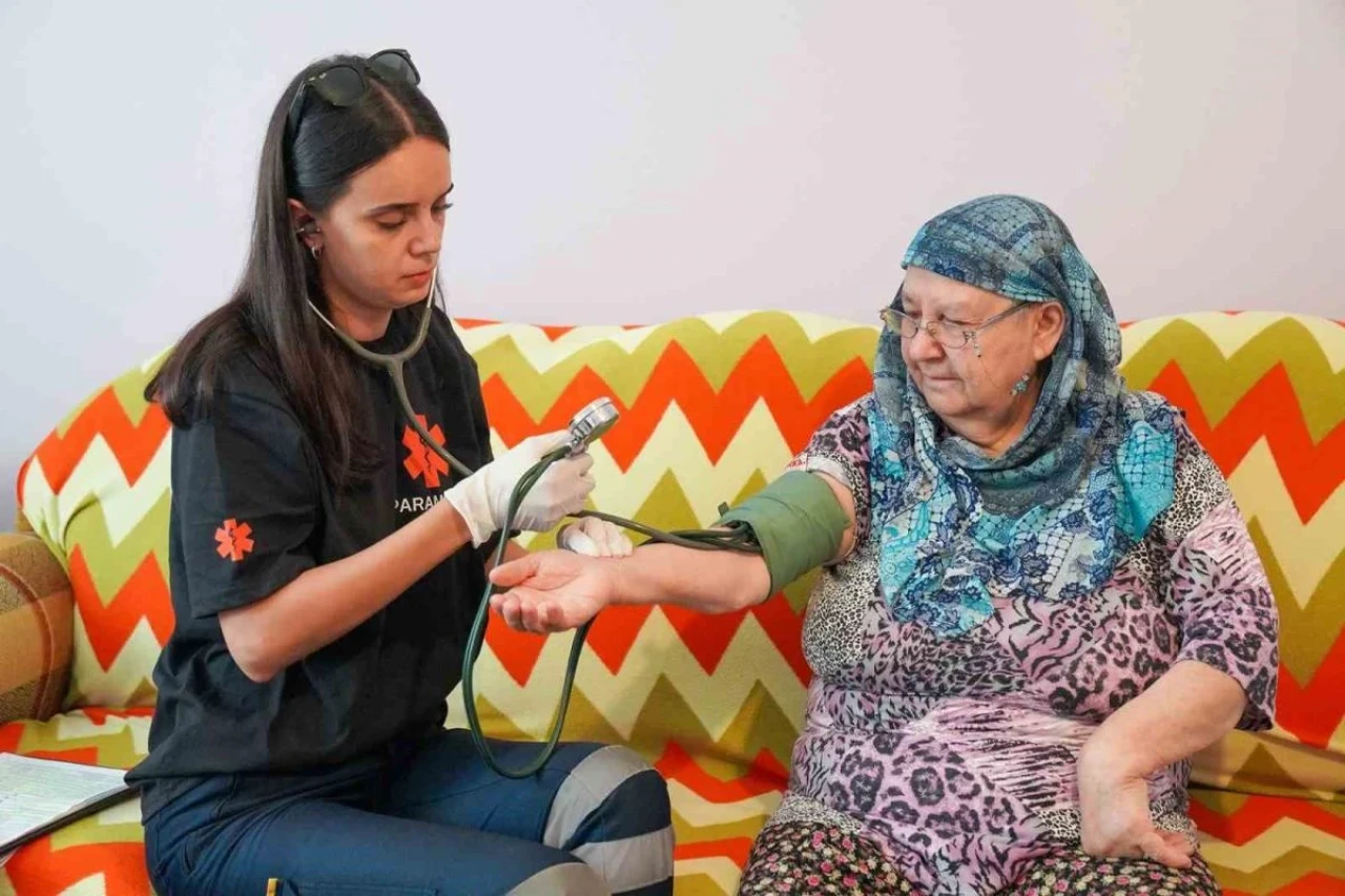 TEBEV, İhtiyaç Sahiplerine Evde Sağlık ve Bakım Hizmeti Sunuyor