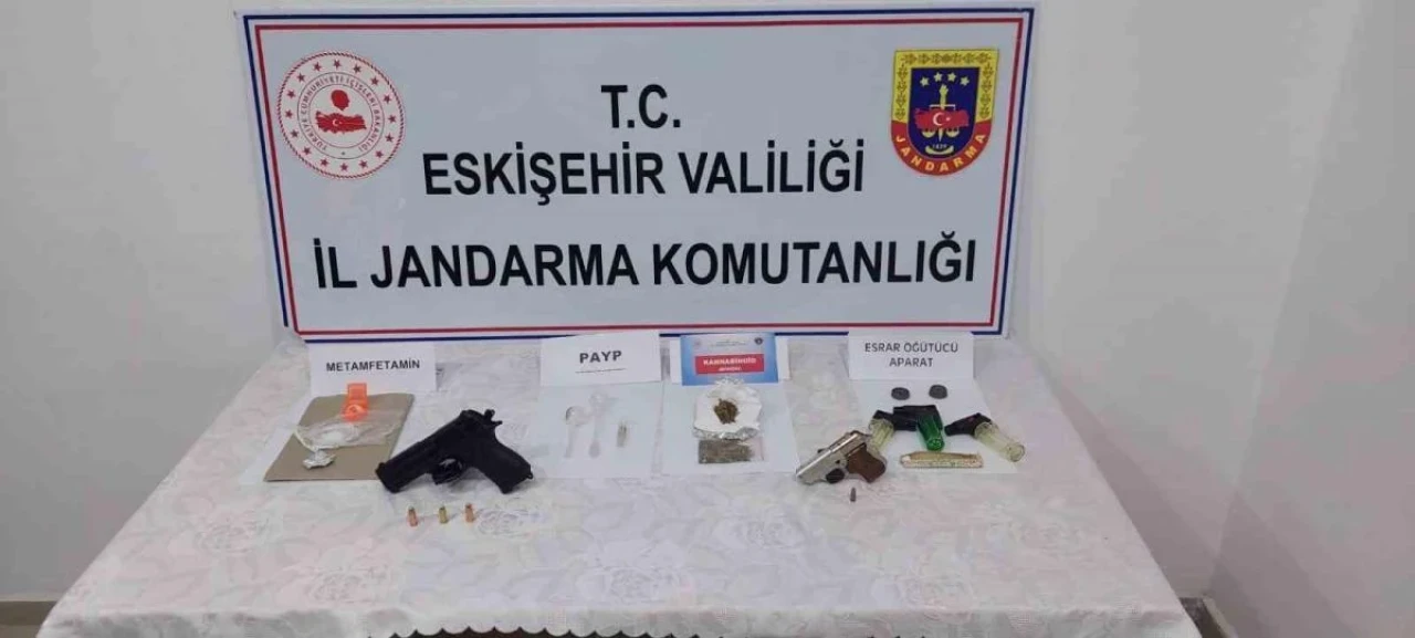 Eskişehir'de Jandarmadan Uyuşturucu Operasyonu