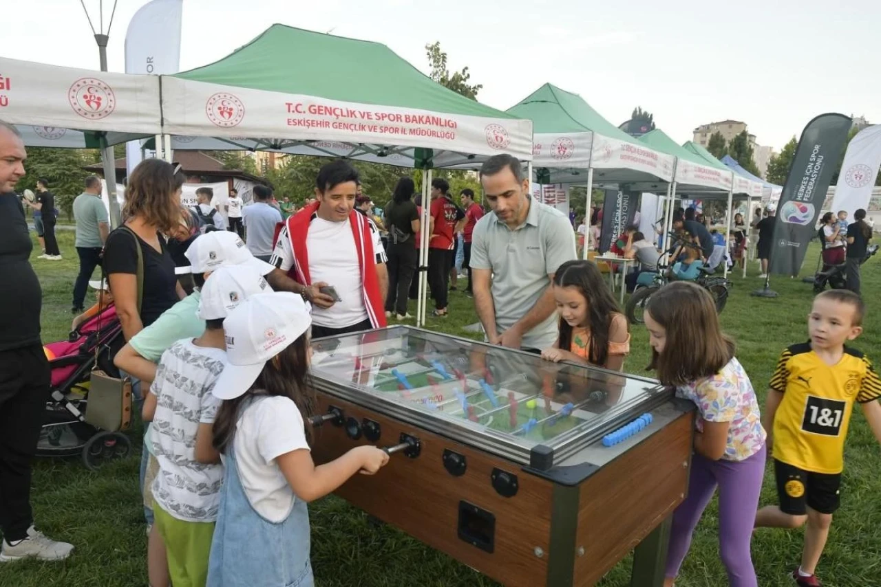 Dede Korkut Parkı'nda Gençlik ve Spor Festivali Coşkusu