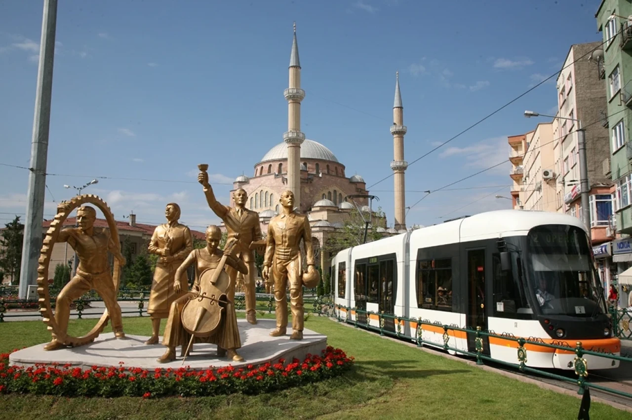 Eskişehir'de Toplu Ulaşım Bugüne Özel Ücretsiz Olacak