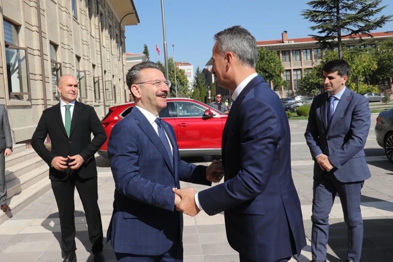 Vali Aksoy’a Savunma Sanayii Başkanı'ndan Ziyaret