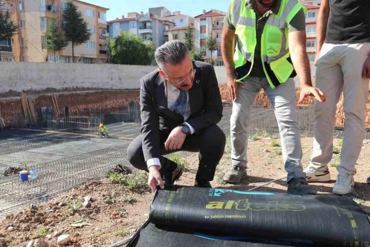 Vali Aksoy, Anadolu Lisesi İnşaatını Yerinde İnceledi