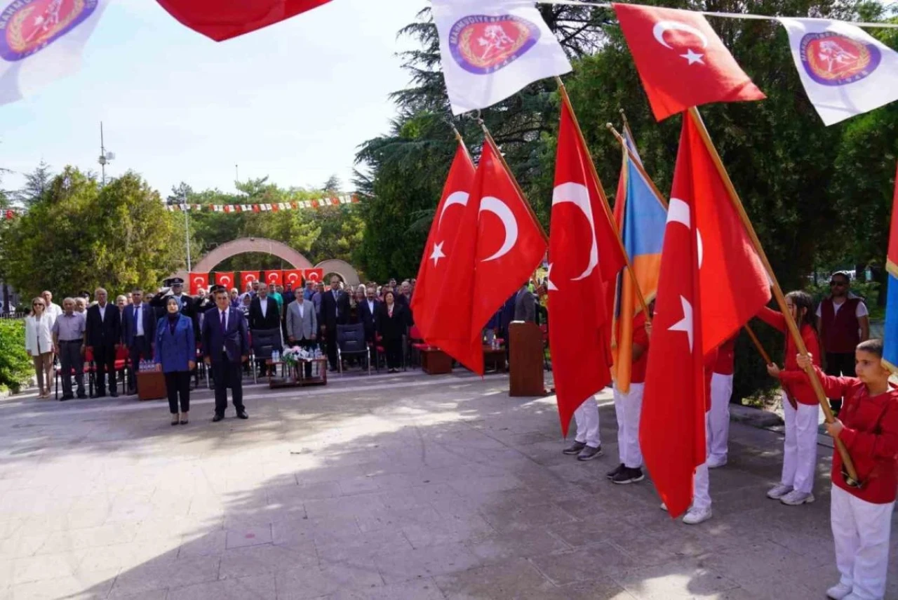 Başkan Ataç, Mahmudiye’nin Kurtuluş Yıldönümü Programında