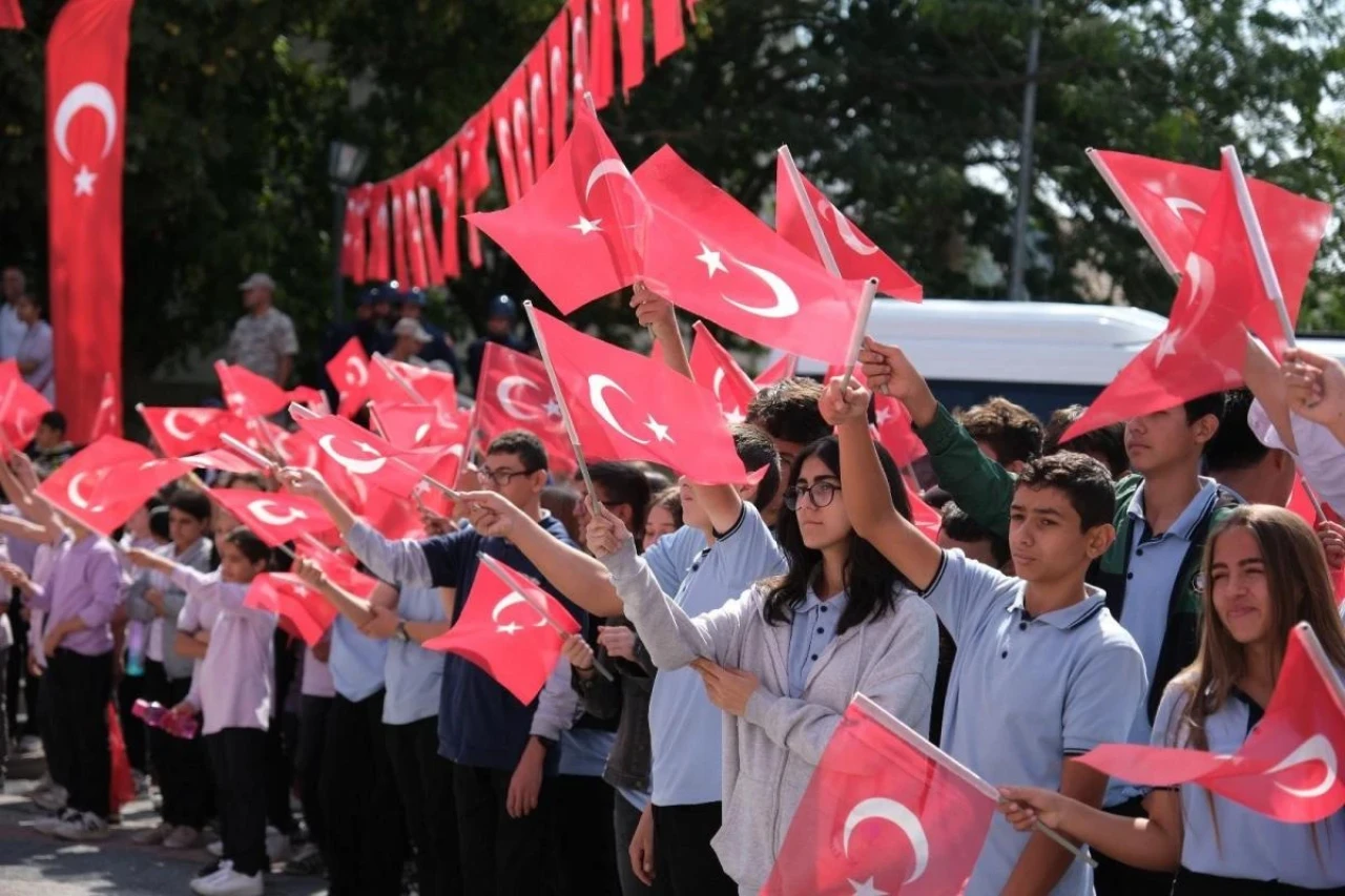 Dökmeci:  Büyük Destanın Temelleri Sivrihisar’da Atılmıştır